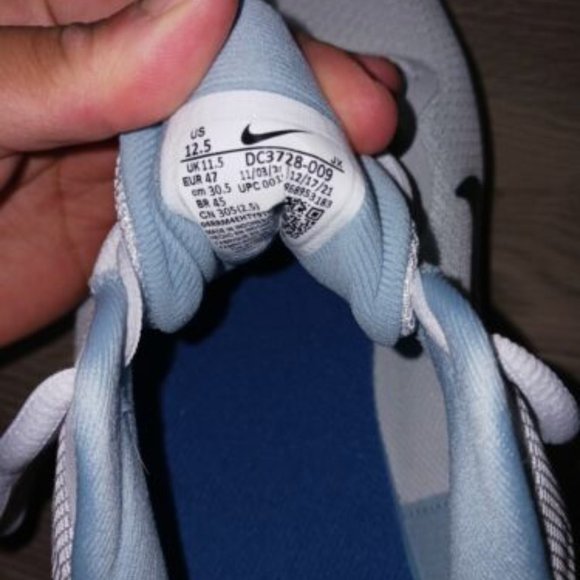 Nike Tennis/Running Shoes - Size 12.5 - Picture 8 of 8